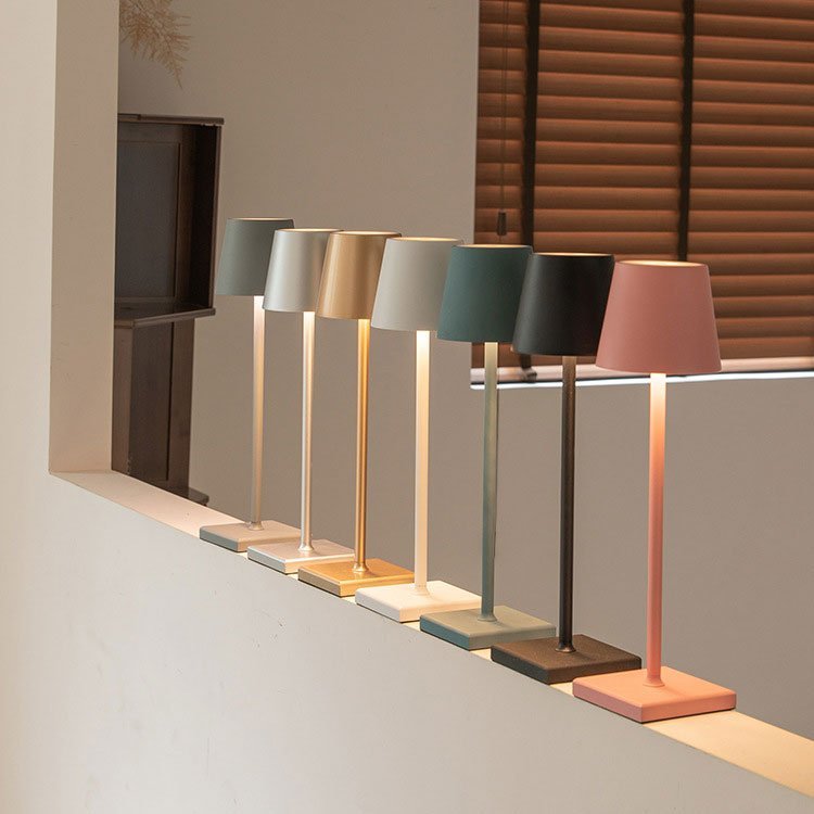 NORDIA | Lampe de table rechargeable sans fil 1