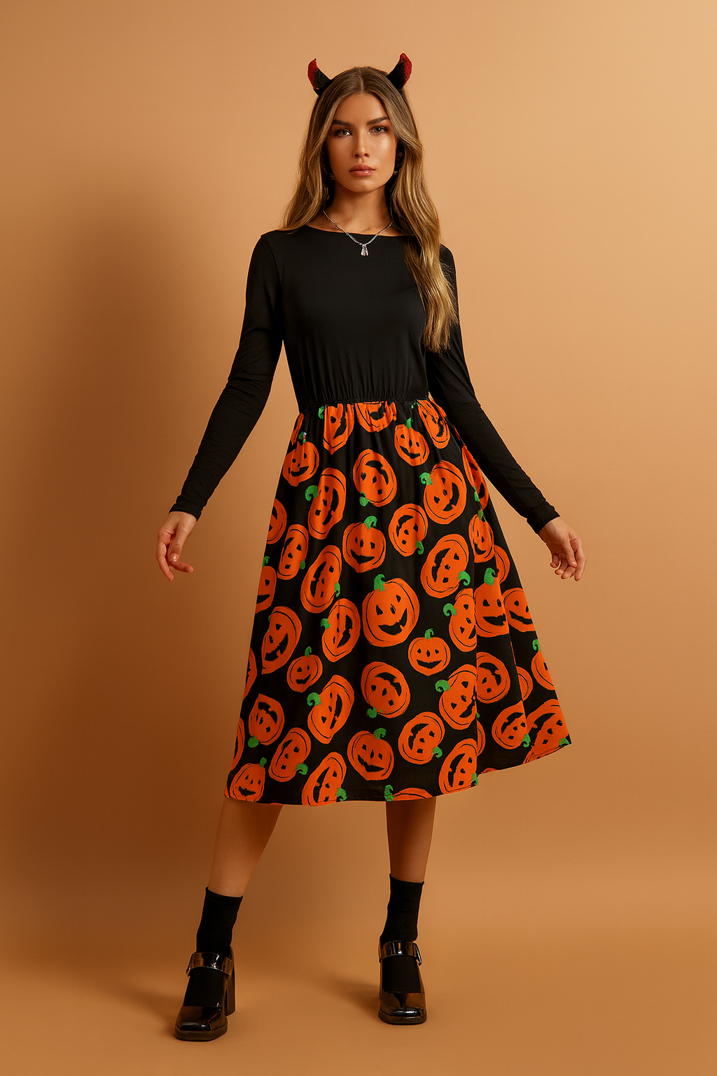 Robe mi-longue à manches longues et imprimé citrouille d'Halloween 0