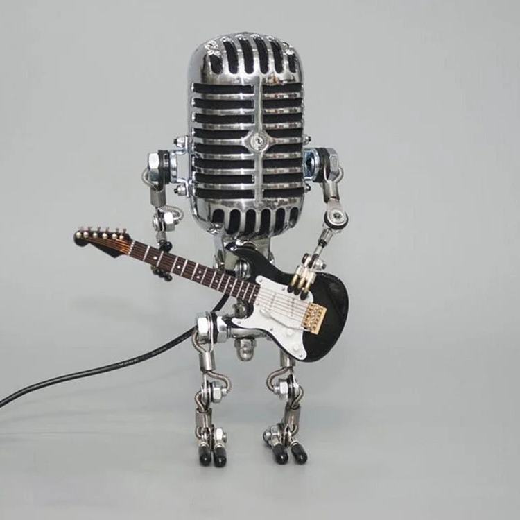Robot de microphone en métal vintage avec lampe de guitare 7