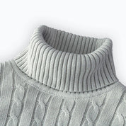 David | Casual turtleneck with chic pattern