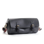 Nikolas | Lightweight and practical messenger bag with versatile design
