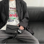 Leonardo | Moderni, kompakti ja käytännöllinen olkalaukku