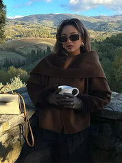 Leah | Elegant and warm wool cape for women in winter