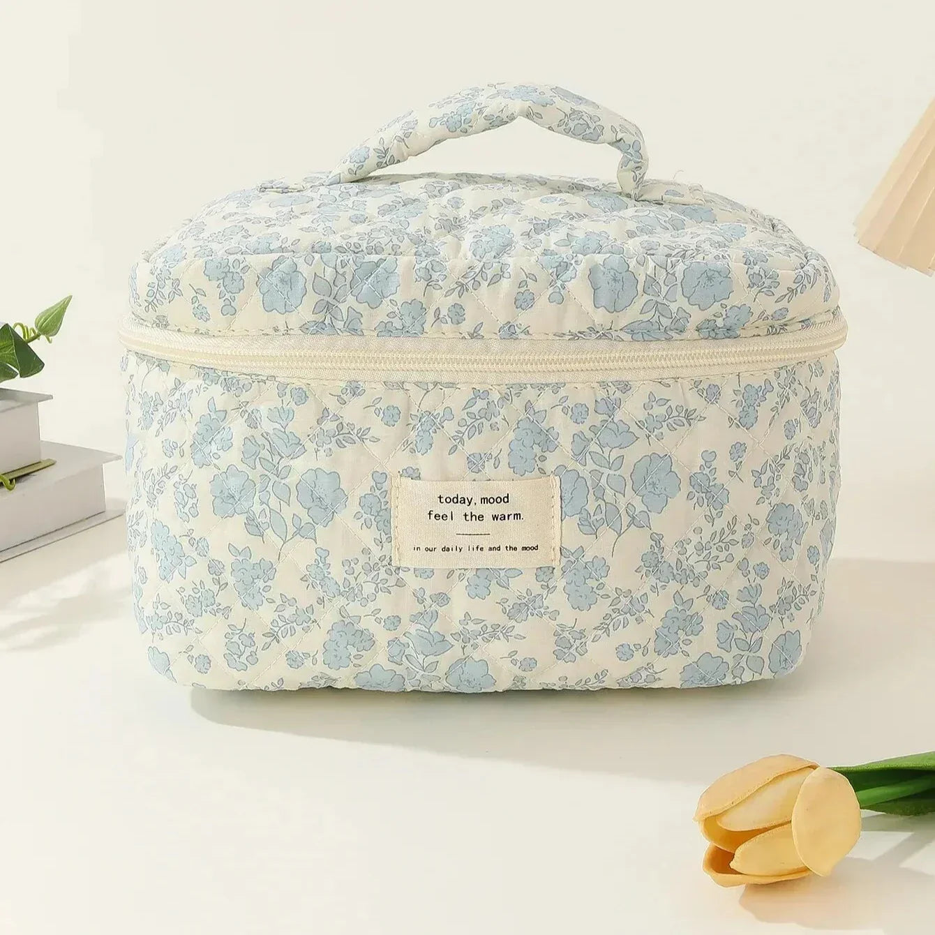 Meilani | Essensiell, quiltet, elegant blomster sminkepung
