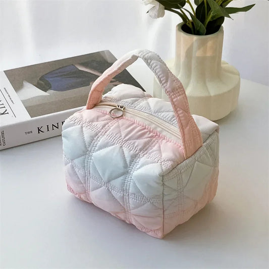 Lilia | Sac à cosmétiques matelassé élégant et compact