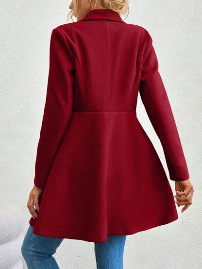 Mia | Manteau Rouge Élégant à Revers