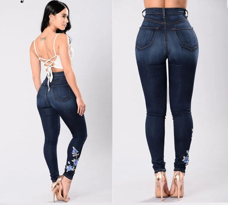 ELYSIA | Slim Embroidered Jeans