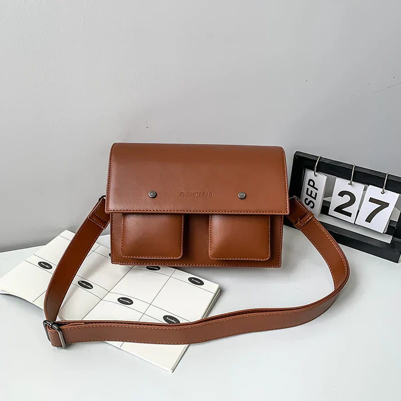 Marlee | Monikäyttöinen kompakti neliönmuotoinen olkalaukku