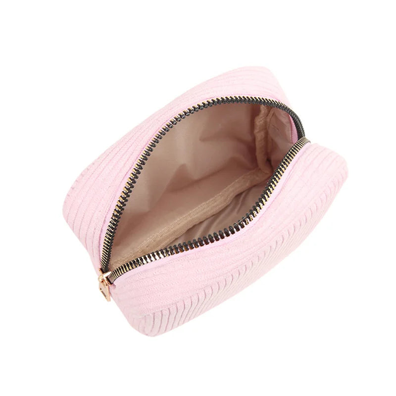 Aura | Trousse de maquillage en velours côtelé tendance et spacieuse
