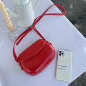 Kira | Nahkainen olkalaukku naisille, patinoitua nahkaa