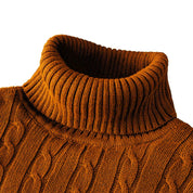 David | Casual turtleneck with chic pattern