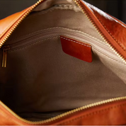 Luther | Ajaton, tyylikäs ja käytännöllinen olkalaukku