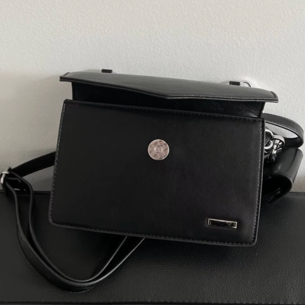 Leonardo | Moderni, kompakti ja käytännöllinen olkalaukku