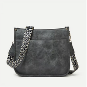 Rosie | Klassinen nahkainen olkalaukku naisille