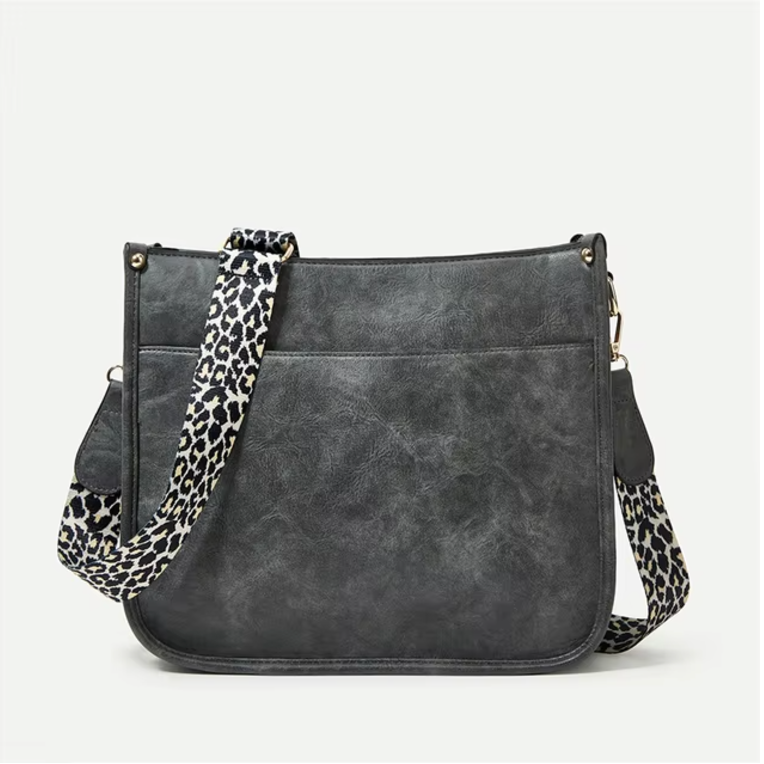 Rosie | Klassinen nahkainen olkalaukku naisille