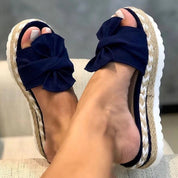 SCARLET | Trendy og elegante sommersandaler med sløyfe