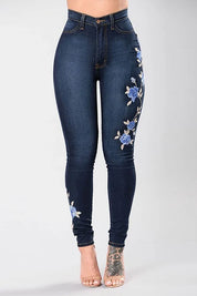 ELYSIA | Slim Embroidered Jeans