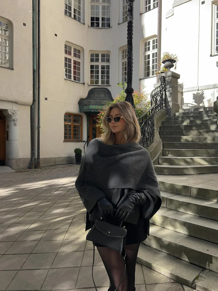 RUTH | Chic ullfrakk med skjerf