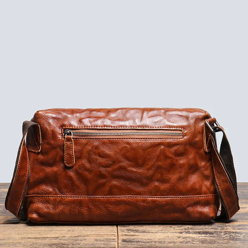 Zeke | Premium shoulder bag with sophisticated design