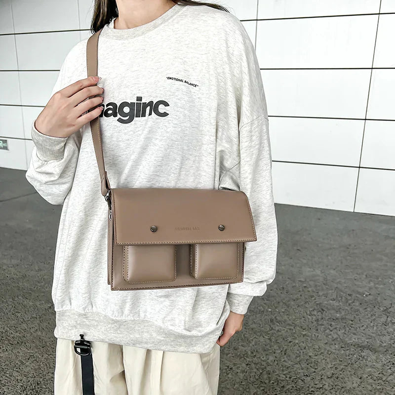 Marlee | Monikäyttöinen kompakti neliönmuotoinen olkalaukku