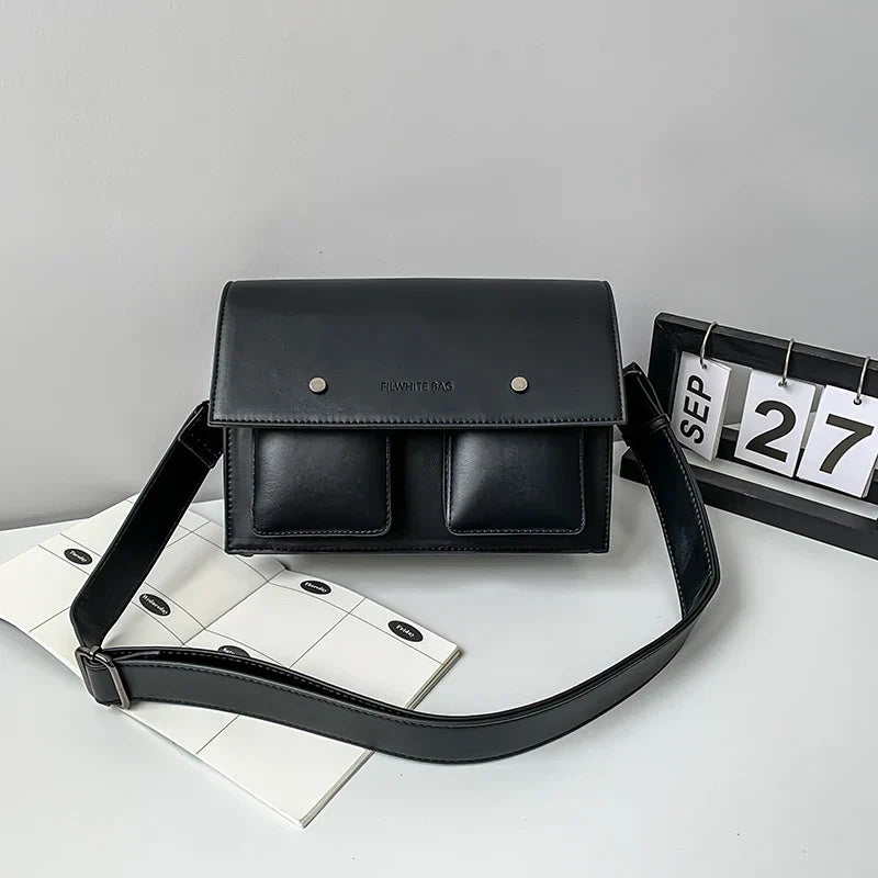 Marlee | Monikäyttöinen kompakti neliönmuotoinen olkalaukku