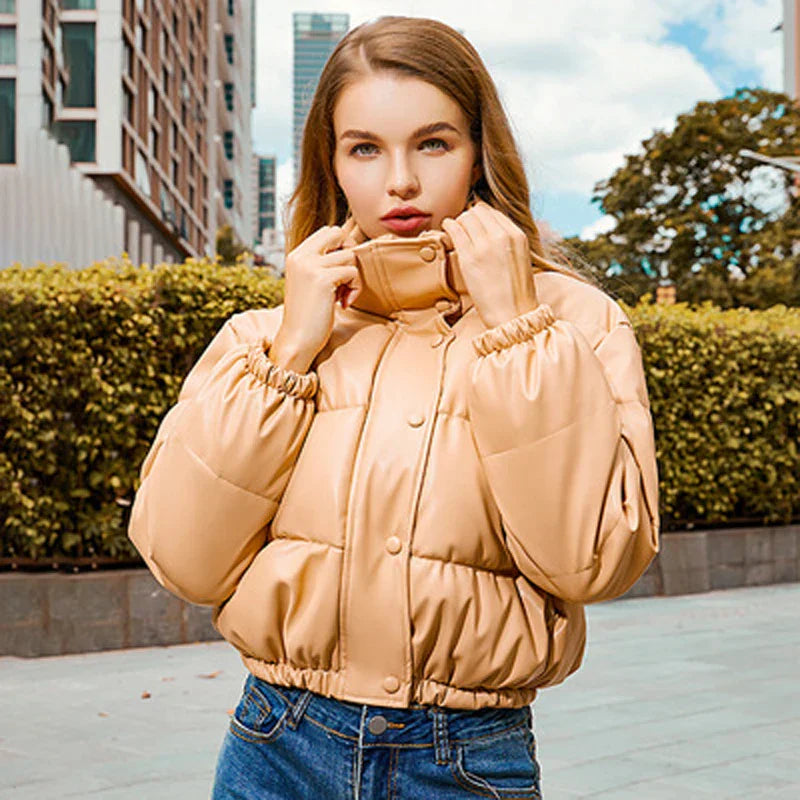 NIENKE | Short and thick winter jacket with high collar