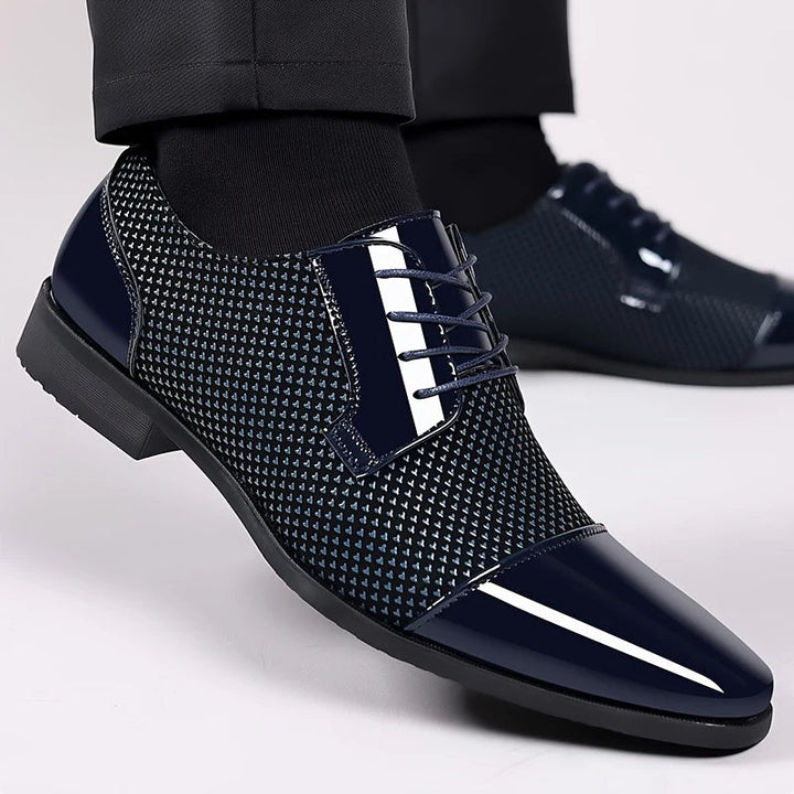 Stylish Geometric Textured Oxford Shoes for Modern Men 4