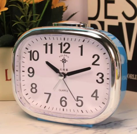 Mechanical alarm clock without ticking