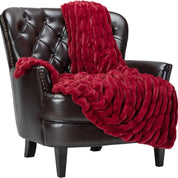 Tyylikäs naisten tekoturkistakki ylelliseen mukavuuteen ja lämpöön