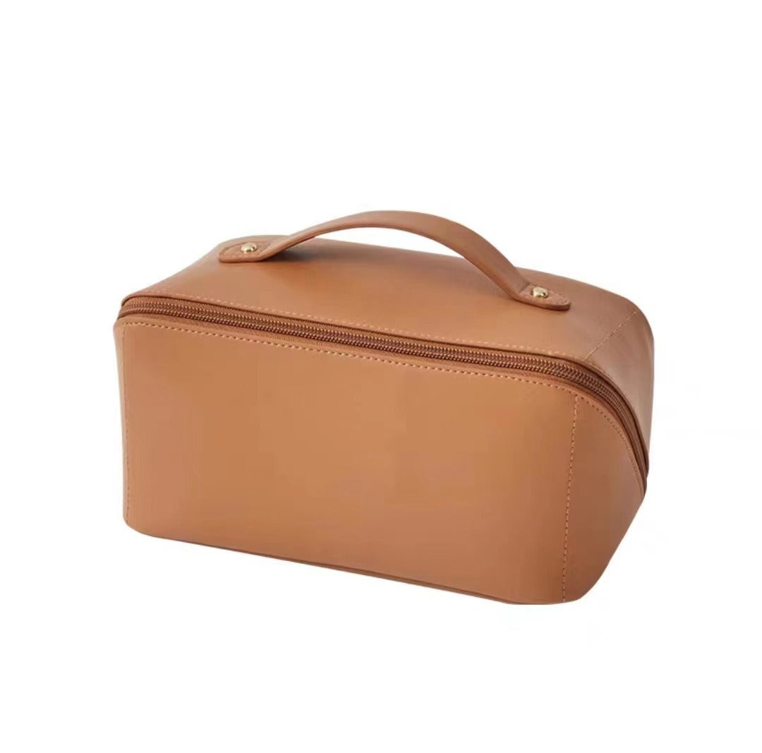 Livia | Pochette de voyage cosmétique chic et élégante