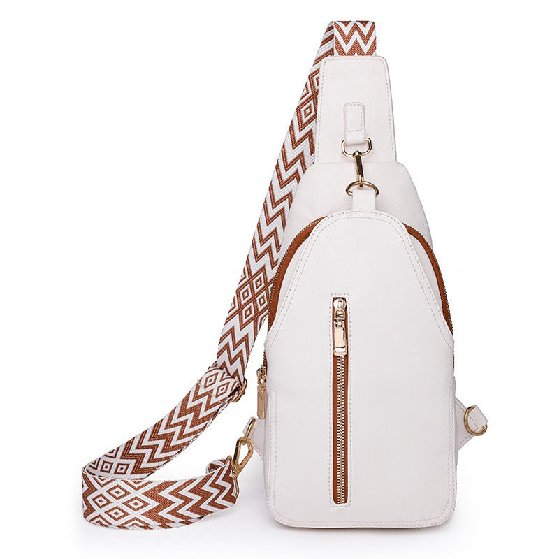 Megan | Trendikäs tikattu olkalaukku, jossa on varkaudenestotoiminto maksimaaliseen turvallisuuteen ja vaivattomaan tyyliin