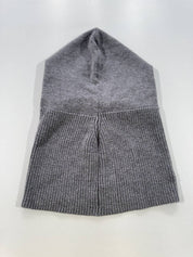 Neulottu talvihattu kashmirista