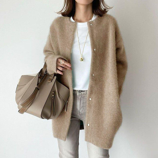 WHITNEY | Elegant and stylish cardigan