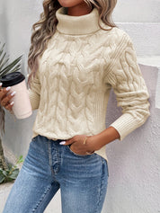 Julia | Warm and elegant knitted sweater with cable pattern for women