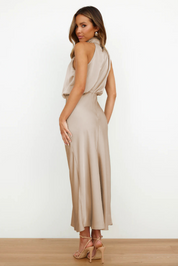 MADELYN | Sofistikert midi-kjole for kvinner