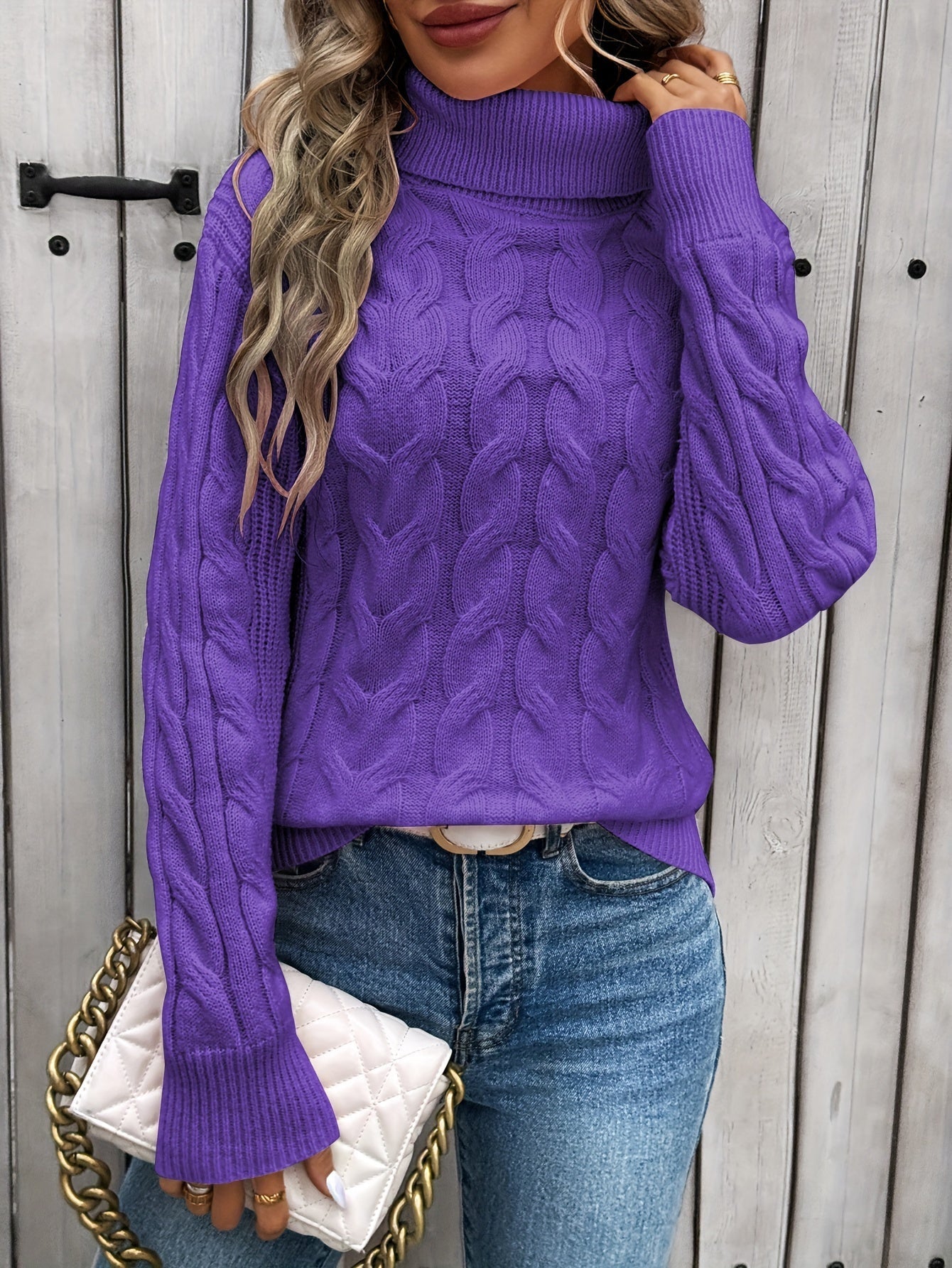 Julia | Warm and elegant knitted sweater with cable pattern for women
