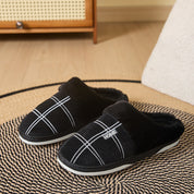 Warm slip-on slippers for men | Soft and comfortable slippers