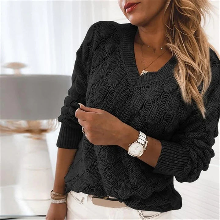 ALETA | Pull à col V tricoté classique