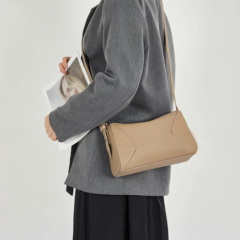 Izabella | Classic Leather Shoulder Bag
