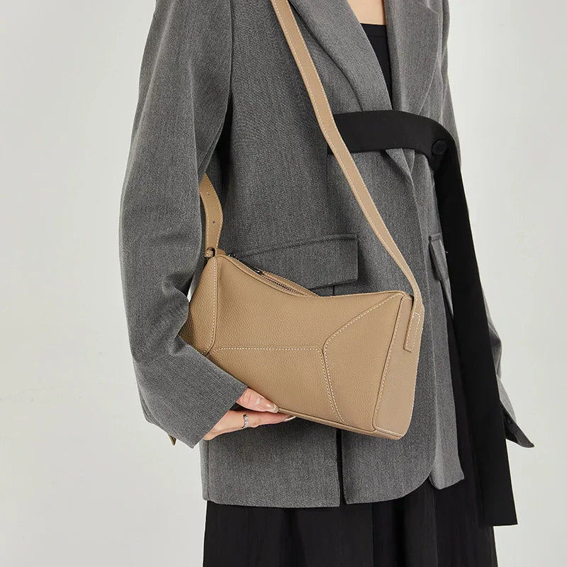 Izabella | Classic Leather Shoulder Bag